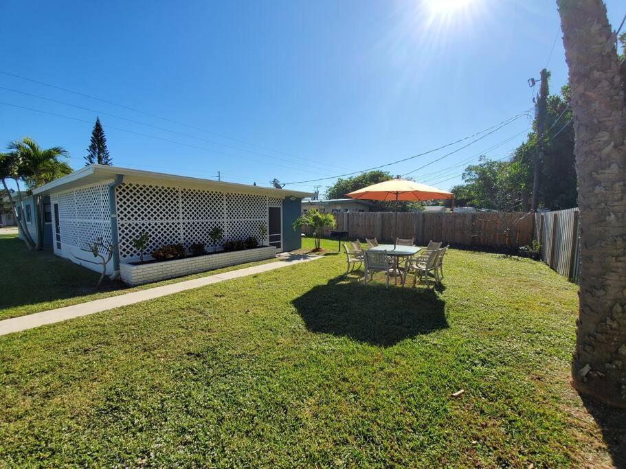 Uptown Cottage - Walk To The Beach And Restaurants Cocoa Beach Εξωτερικό φωτογραφία